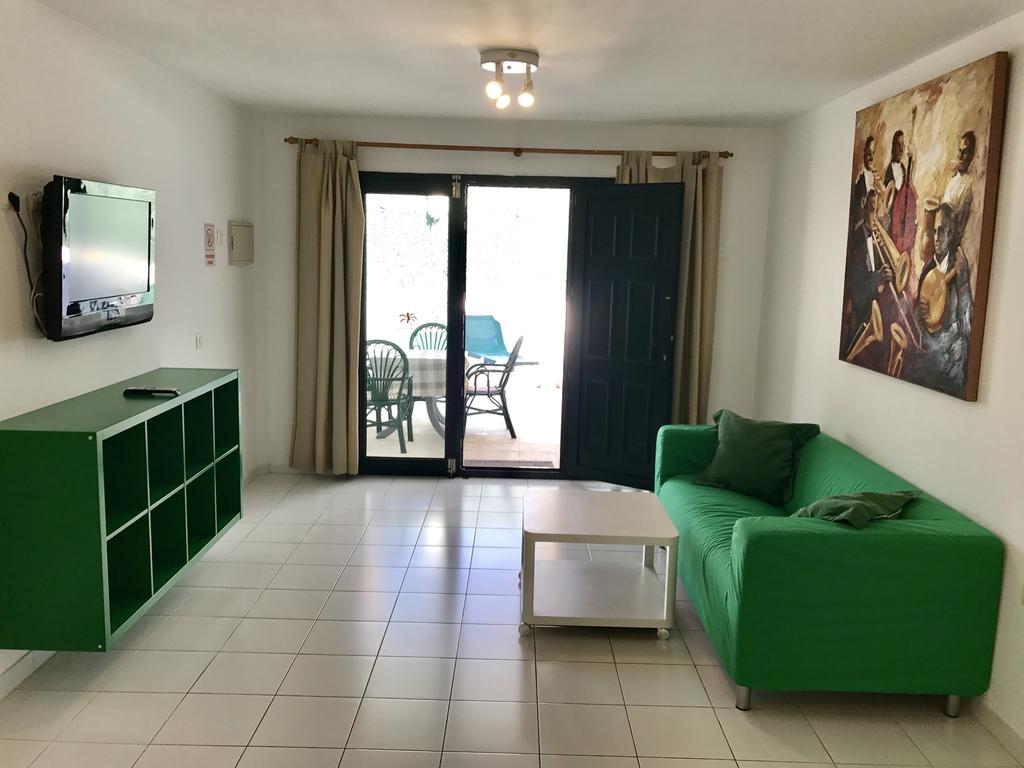 Apartamentos Erika - Adults Only Corralejo Exterior photo